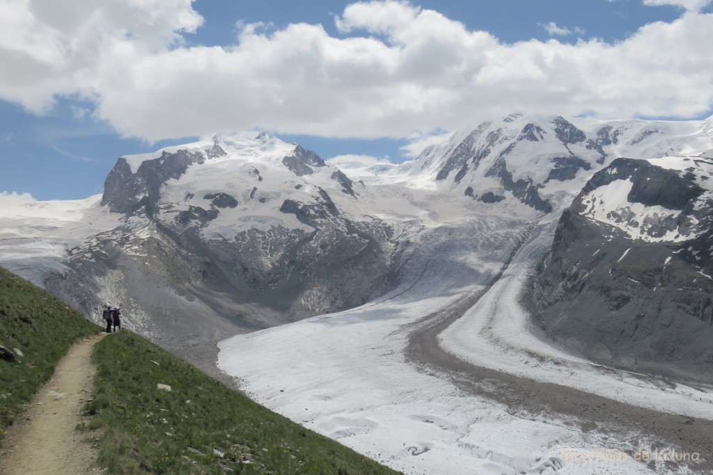 Más cerca de Rotenboden, abajo el Glaciar Gorner y en el centro el Glaciar Grenx